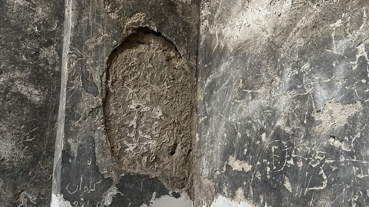 حمام قصلان در حد فاخرترین حمام‌های ایران است / لزوم احیای موزه سنگ و کاوش در تپه‌ی ۵۰۰۰ ساله