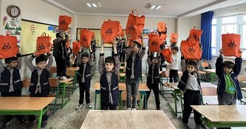 حمایت از دانش آموزان نیازمند با کمپین «مداد نارنجی»