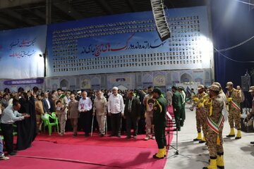 خانواده‌های شهدا، ستون‌های استوار انقلاب / ازدواج ۱۱۰ زوج جوان در سایه نام شهیدان / دکتر انوشه: شهدا معماران انسان‌سازی‌اند