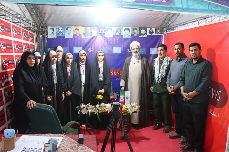 خانواده‌های شهدا، ستون‌های استوار انقلاب / ازدواج ۱۱۰ زوج جوان در سایه نام شهیدان / دکتر انوشه: شهدا معماران انسان‌سازی‌اند