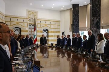 خروج وزیران حزبالله و جنبش امل از کاخ بعبدا/هنوز تصمیمی برای استعفا از دولت گرفته نشده