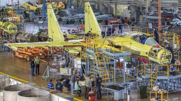 دسته جدید جنگندههای سوخو ۳۵ از راه رسید