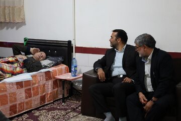 دیدار مشاور وزیر فرهنگ وارشاد اسلامی با جانبازان سرافراز چهارمحال و بختیاری