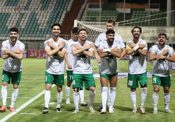 ذوبآهن برنده جدال صنعتیهای لیگ/ توقف پیکان در قزوین
