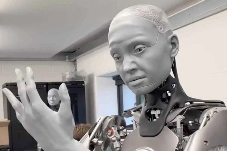 رباتهایی که میتوانند «ببینند و لمس کنند»؛ دستاورد تازه هوش مصنوعی فیزیکی