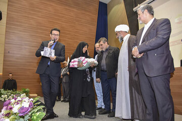 رسانه‌ها بازوی توسعه استان هستند/ضرورت ایجاد تلویزیون اینترنتی  برای رسانه‌های خصوصی و رفع دغدغه‌های صنفی و معیشتی خبرنگاران