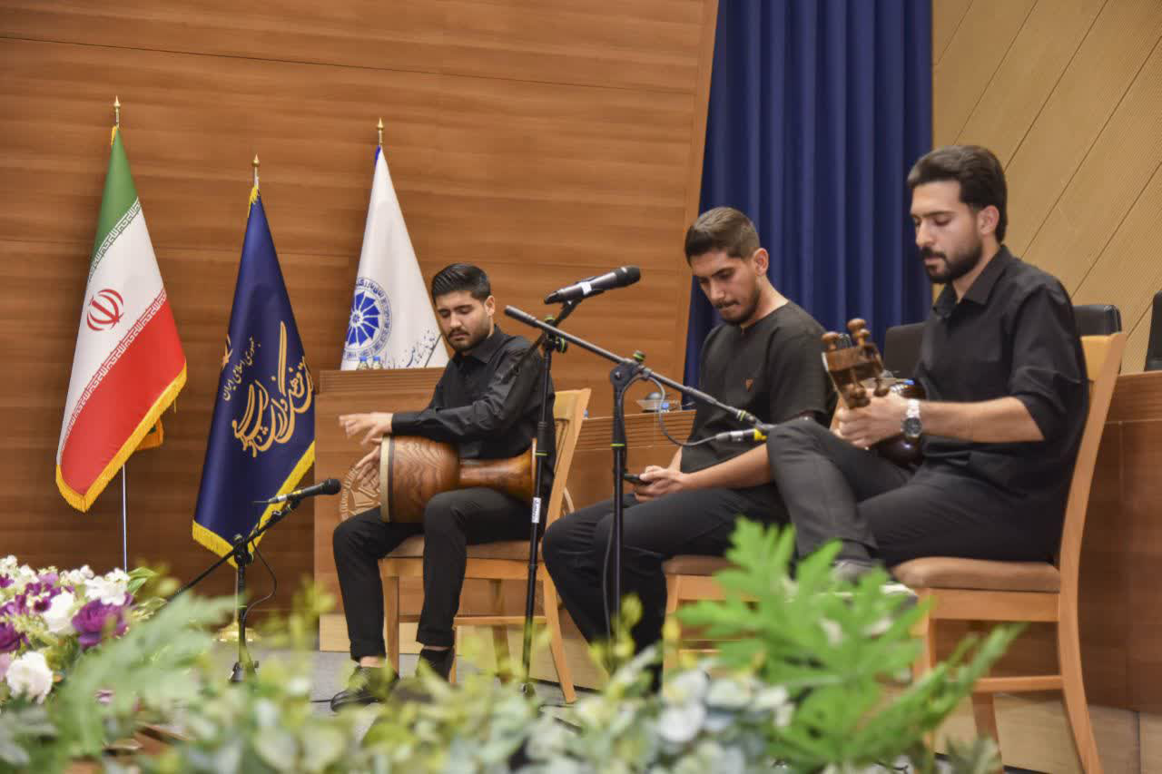 رسانه‌ها بازوی توسعه استان هستند/ضرورت ایجاد تلویزیون اینترنتی  برای رسانه‌های خصوصی و رفع دغدغه‌های صنفی و معیشتی خبرنگاران