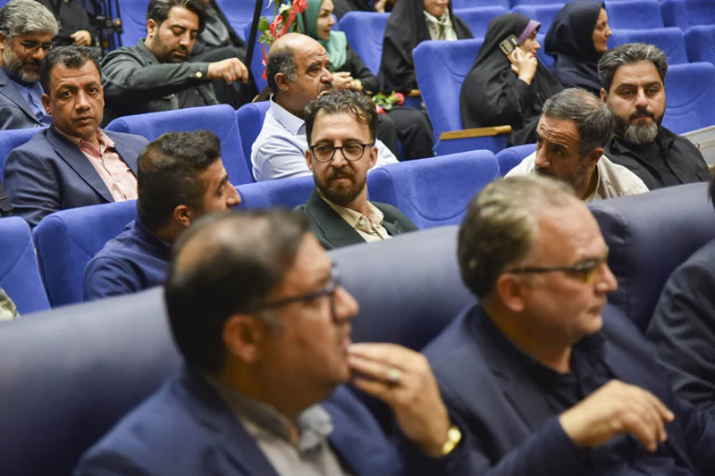 رسانه‌ها بازوی توسعه استان هستند/ضرورت ایجاد تلویزیون اینترنتی  برای رسانه‌های خصوصی و رفع دغدغه‌های صنفی و معیشتی خبرنگاران