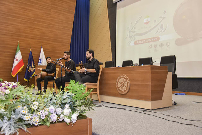 رسانه‌ها بازوی توسعه استان هستند/ضرورت ایجاد تلویزیون اینترنتی  برای رسانه‌های خصوصی و رفع دغدغه‌های صنفی و معیشتی خبرنگاران