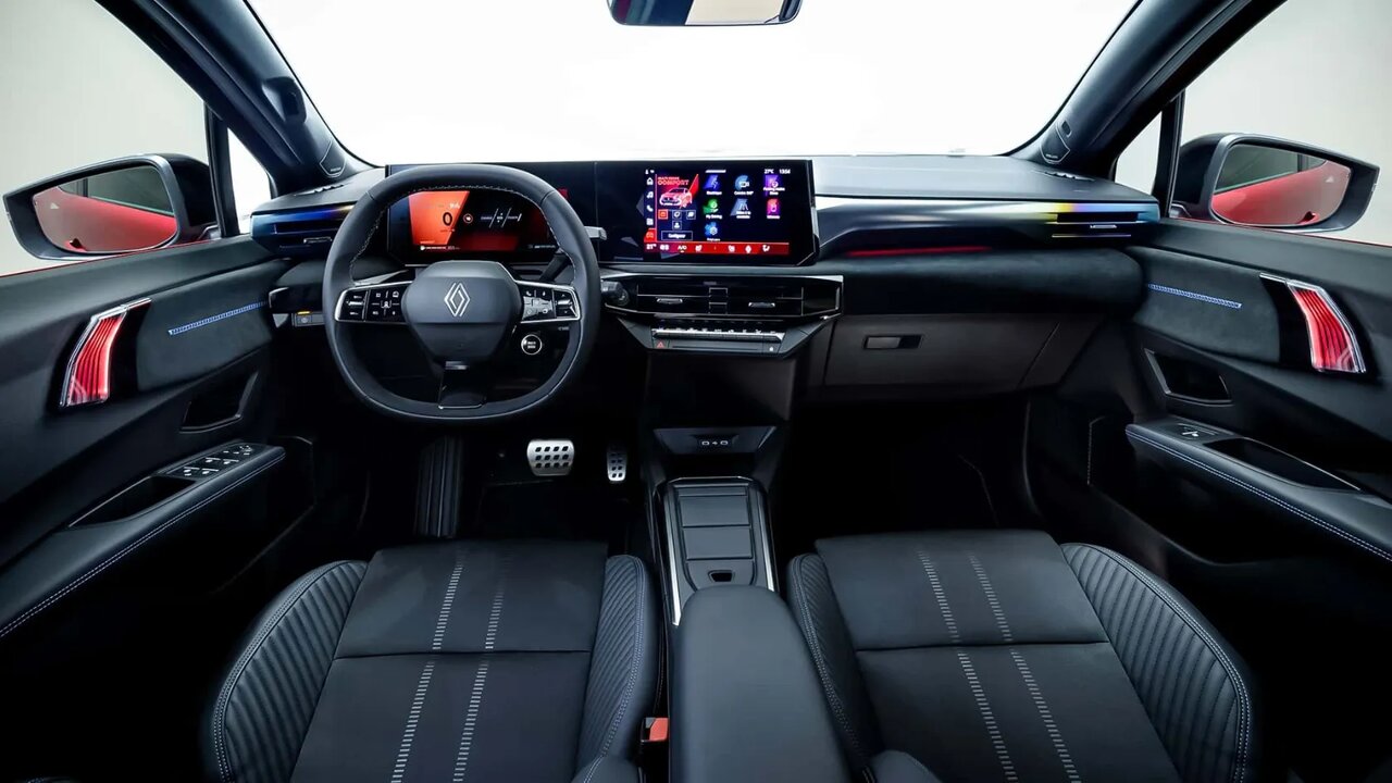 رونمایی از هاچبک جدید «رنو» با طراحی عجیب/ عکس