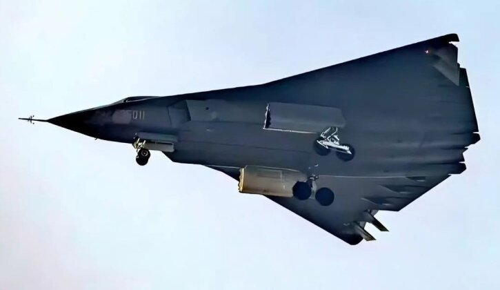 از «اف ۴۷» چه خبر؟/ جنگنده نسل ششم آمریکا در سایه قدرتنمایی رقیب چینی