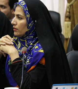 زن؛ باغبانی در باغچه‌های شکسته جامعه