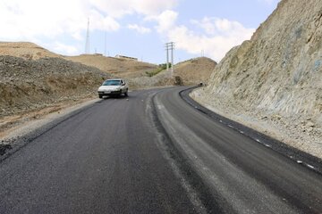 ساخت و آسفالت ۳۳ کیلومتر راه جدید در محورهای روستایی چهارمحال و بختیاری