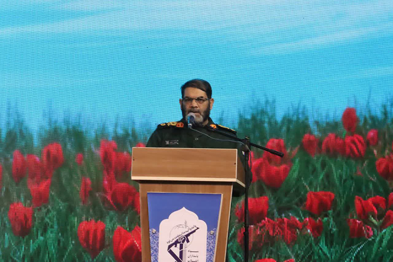 سردار معروفی: شهدا جسمشان در خاک آرام گرفته‌اند اما هنوز در میدان‌اند