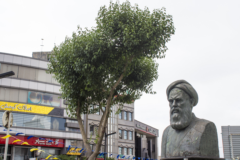 سمنان و فلکه‌هایی با هنرسازه‌های فرهنگی