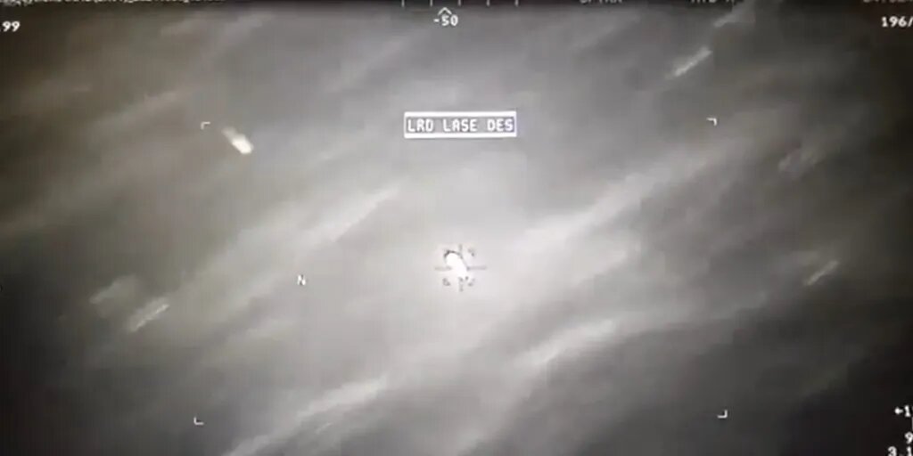 سورپرایز در آسمان یمن / پهپاد آمریکایی از پرنده ناشناس شکست خورد