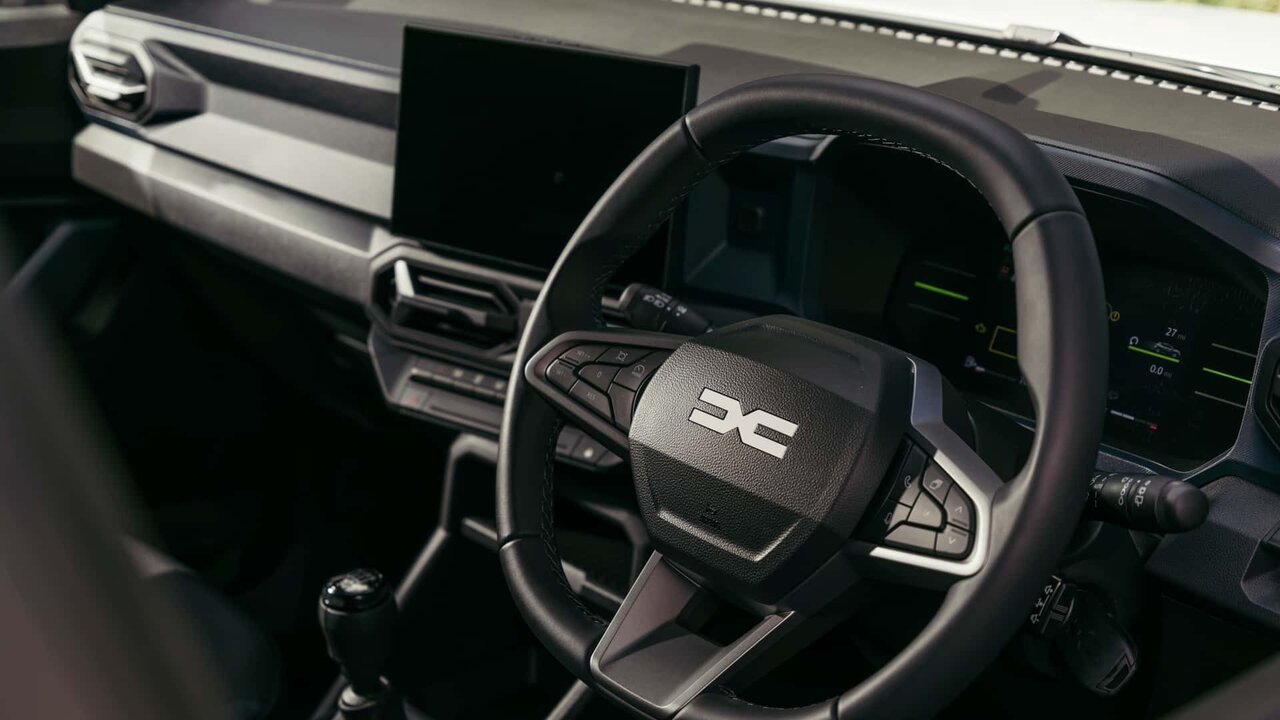 شاسیبلند مشهور رنو در ایران با مدل وانت به بازار آمد/ عکس