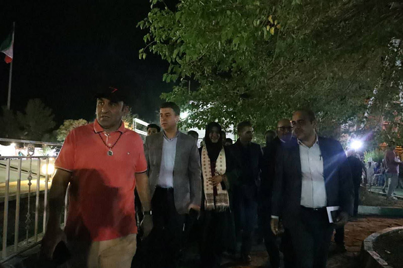 صنایع دستی گنج پنهان ایران است/ اشک شوق در تجلیل از  پاکبانان و آتش‌نشانان