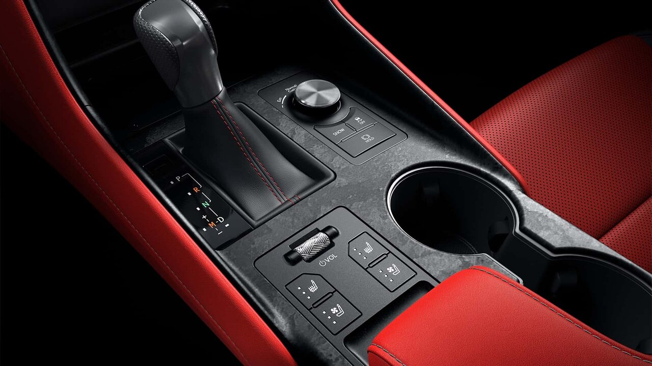 طراحی تویوتا به لکسوس رسید / فیسلیفت سدان جذاب ژاپنی معرفی شد /عکس