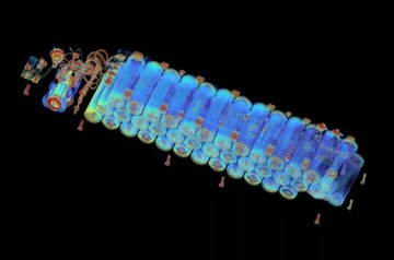 عکس | نمایش تفاوت باتری ارزانقیمت و باتری اصل با اسکن اشعه ایکس