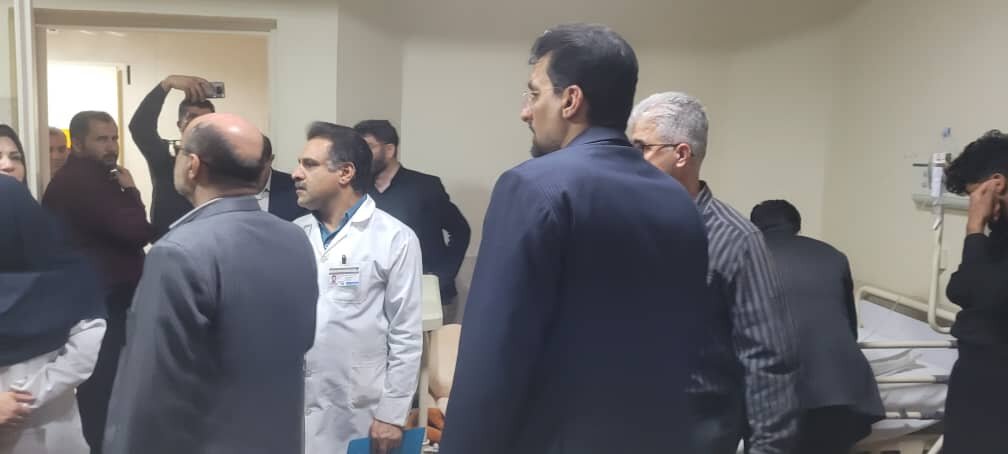 عیادت فرماندار و امام جمعه شهرستان لالی از مصدومان حادثه چری؛ قدردانی از تلاش‌های بی‌وقفه کادر درمان
