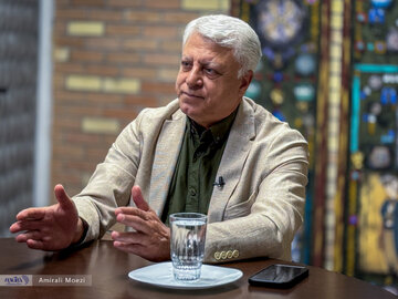 فیاض زاهد:جریان نفوذ در ایده «خروج از NPT» و «بستن تنگه هرمز» مشهود است/ مکانیسم ماشه تاثیر جدی بر معیشت مردم دارد