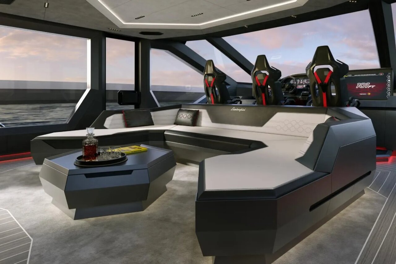 قایق لاکچری لامبورگینی