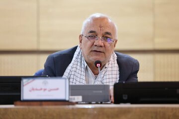 محور و مبنای گردشگری مشهد مقدس «زیارت» است