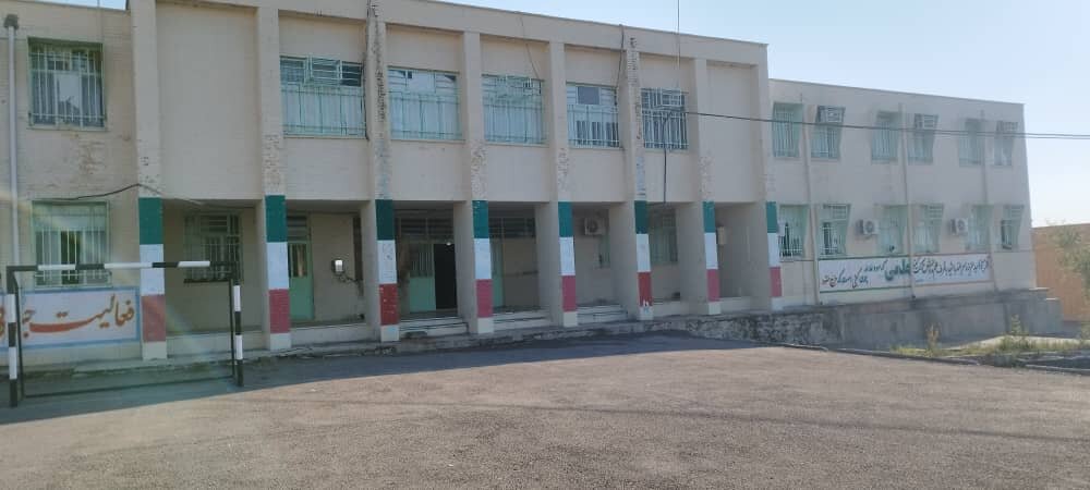 مدرسه‌ ی شبانه روزی که به همت فرماندار لالی دوباره زنده شد؛ تحولی بزرگ برای میزبانی دانش‌آموزان دختر عشایر