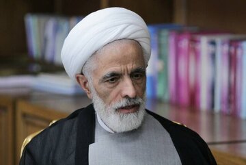 معاون حقوقی رئیسجمهوری: دولت اختیارات بیشتری به استانها خواهد داد/ ساختار حقوقی استانها باید تقویت شود.