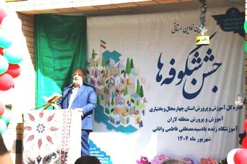 معلمان دبستان کاشفان اصلی استعدادهای نسل آینده‌هستند