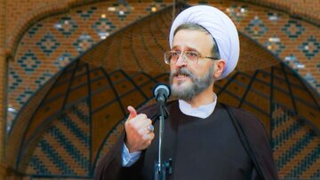 مواضع انقلابی و عقلانی رئیس جمهور با نمایش تصاویر شهدای غزه و جنگ تحمیلی / مذاکره با دشمنی که در حین مذاکره حمله میکند، خیانت است