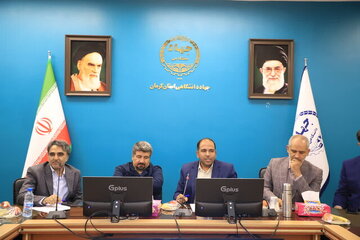 نشست بررسی چالش‌های اکوسیستم دانش‌بنیان صنعت مس در کرمان برگزار شد