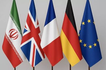 نمیتوانم درباره خیلی از موضوعاتِ ایران صحبت کنم چون بازخواست میشوم