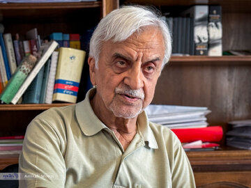 هاشمیطبا:حرفهای علیآبادی را نمیفهمم! حتی خودرو برقیاش هم برقی نبود/مدیریت کشور از زمان احمدی نژاد شلخته شد