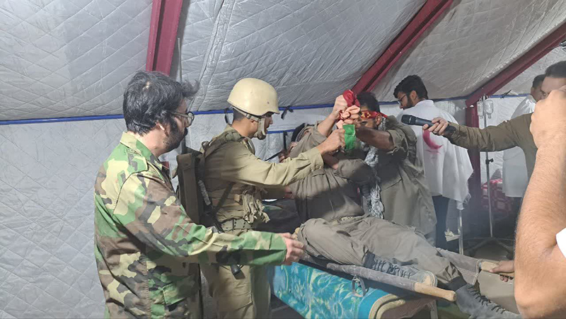 هنر و ایثار؛ زبان جاودانه شب چهارم کنگره ۳۰۰۰ شهید سمنان/ از کوچه‌های انقلاب تا خاکریزهای جبهه‌ها