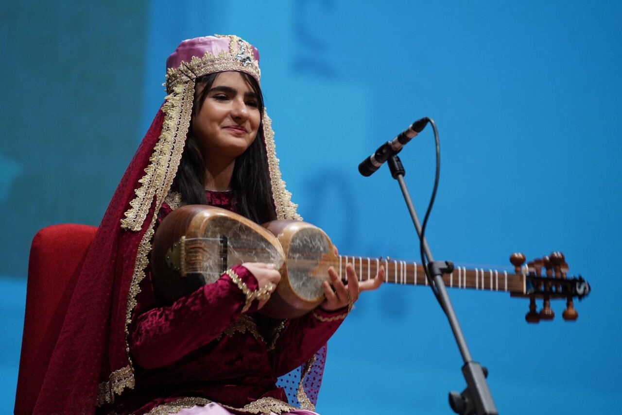 هنرنمایی نوازندگان و خوانندگان گروه سنی الف و ب آذربایجانی/ در روز اول جشنواره موسیقی جوان هجدهم چه گذشت؟