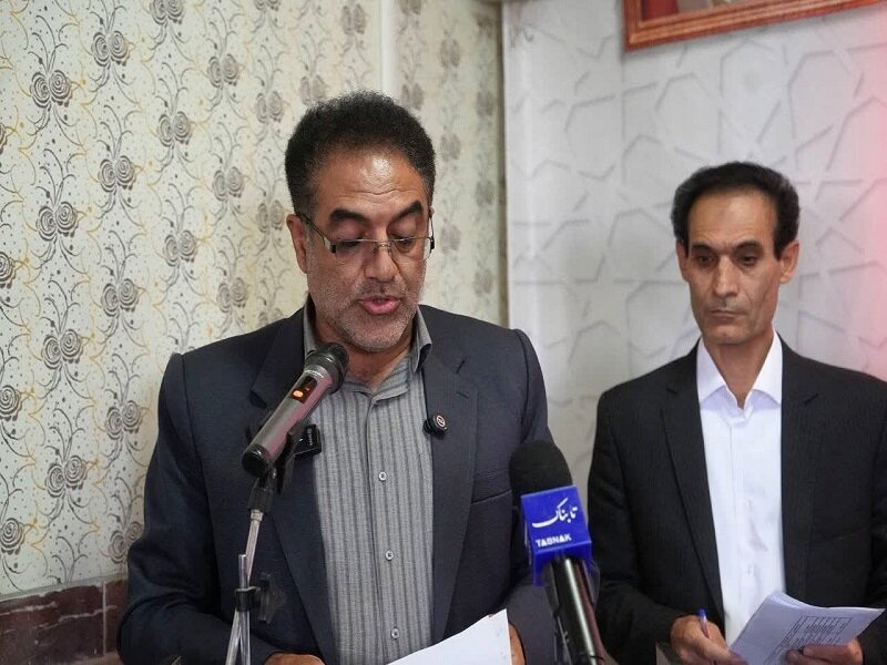 وعده های عملیاتی استاندار کرمانشاه برای توسعه و آبادانی در بخش دینور/ ۱۷ مدیر استانی پای کار برای خدمتگذاری و آبادانی منطقه