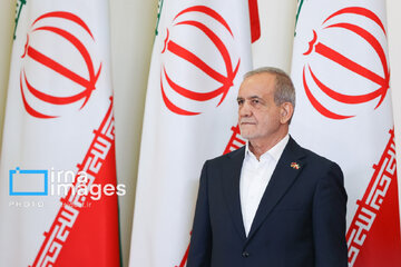 پزشکیان: مشکل اصلی اختلافات و تفرقههای ما با یکدیگر است؛ نه اسرائیل و آمریکا/ دشمن به ایجاد تفرقه در بین مردم ایران دل بسته بود