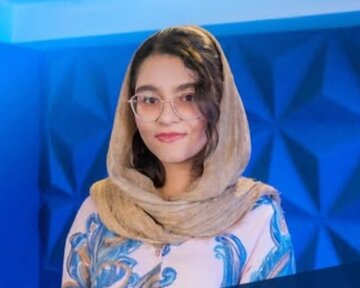 پیشنهاد ۳۰۰ میلیون تومانی به آترینا فرهمند رتبه اول کنکور علوم تجربی/ حاضر نیستم به دانشگاههای تهران بروم؛ من هم ابتدا وسوسه شدم اما…