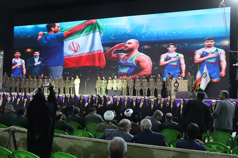 پیمان دوباره با آسمان؛ جایی که سه‌هزار ستاره در سمنان درخشیدند / وارثان آسمان، مسئولان زمین‌اند؛ مسئولیت ما، ادامه دادن راه شهداست