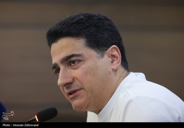 پیوند سلطنت طلبان و خود ارزشی پنداران در ماجرای کنسرت همایون شجریان/ هر کسی می خواهد من و تو ما نشویم خانه اش ویران باد