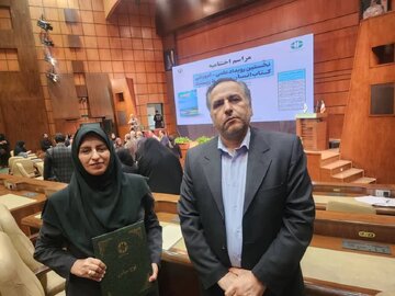 کسب رتبه برتر ملی در رویداد محیط زیستی توسط دبیر گرمساری