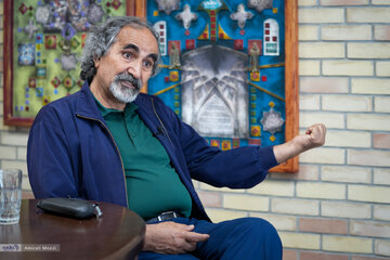 آزاد ارمکی: هیچ جای دنیا رسانهای مثل تلویزیون دست تندروها نیست/ پایداریچی ها در نظام سیاسی ایران اختلال ایجاد می کنند