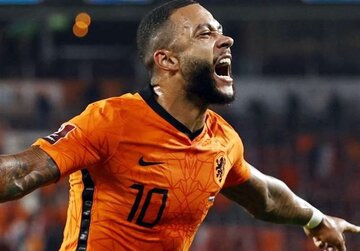 ادامه صدرنشینی لالههای نارنجی با برد پرگل