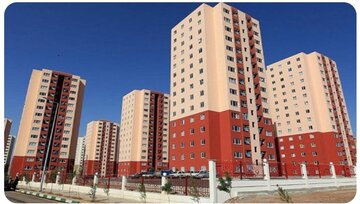 استاندار همدان: مردم بهزودی کلید خانههای خود را تحویل خواهند گرفت