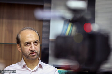 افق رفع فیلتر روشن نیست/قبل از برجام نامه‌ای به رهبری برای پذیرش تعلیق در برابر تعلیق نوشتم/ ملک با ارزش شرکت نفت در لندن را محرمانه به باد دادند