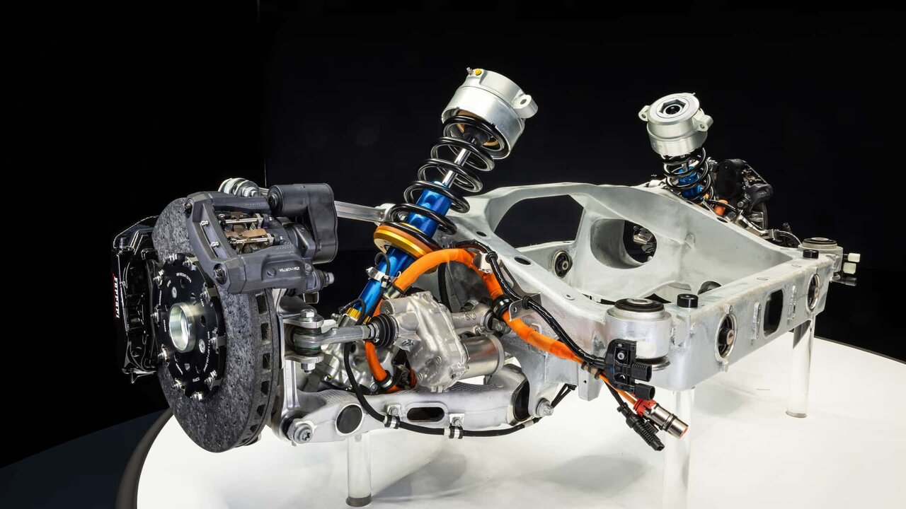 «الکتریکا»، نخستین خودروی برقی «فراری» / صفر تا ۱۰۰ کیلومتر بر ساعت فقط در ۲٫۵ ثانیه!