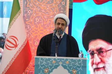 امام جمعه کرمان : تعزیرات حکومتی با گرانفروشی ها به طور جدی برخورد کند