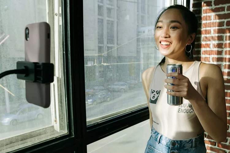 اپلیکیشن «سورا» در کمتر از یک هفته صدرنشین اپ‌استور شد